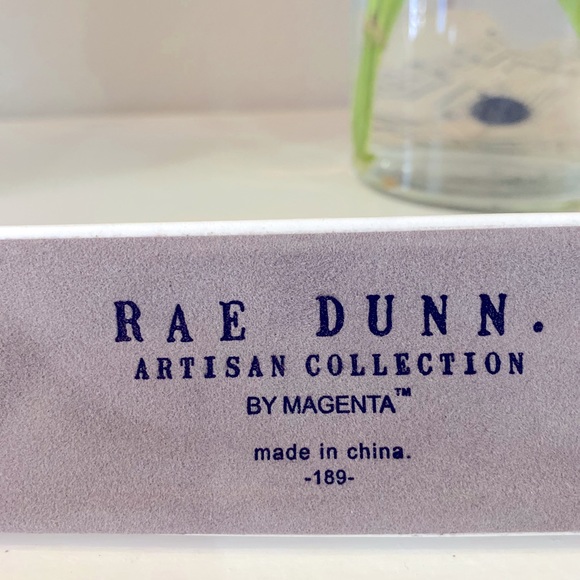 Rae Dunn DOG MOM desk plaque NWT - Picture 3 of 3